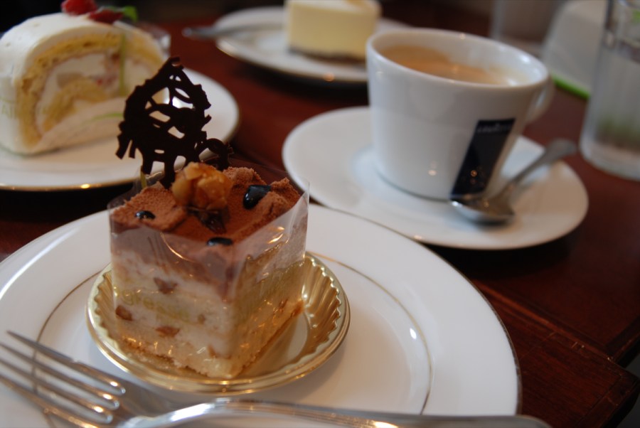 バナナケーキとコーヒー